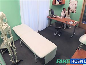 FakeHospital doctor gets stellar patients cooch wet